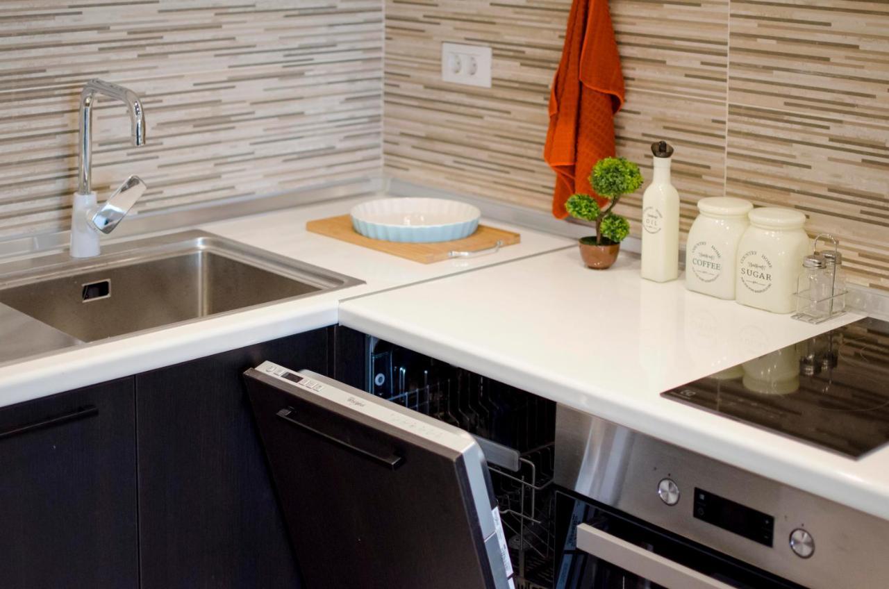 Stylish Studio, Skopje Centre - Private Parking - Panoramic Views Zewnętrze zdjęcie